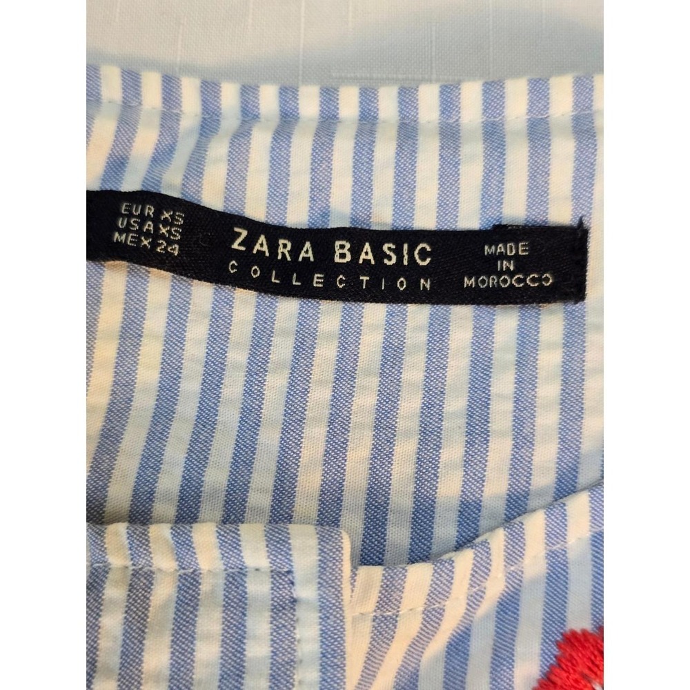 Zara Basic Floral Embroidered Seersucker Bell Sleeve Top Blue White Stripe XS - Picture 4 of 8